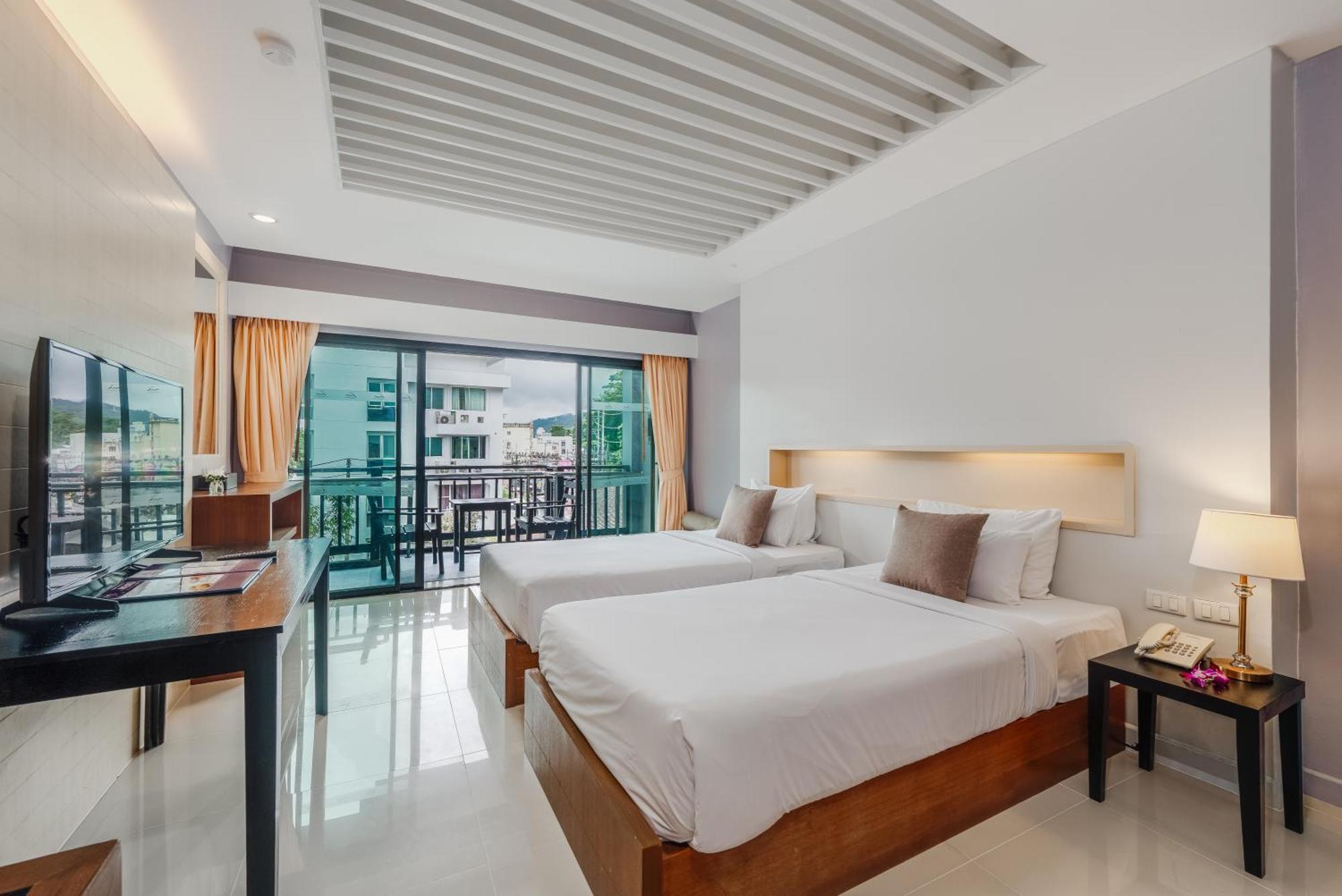 Deluxe Double or Twin Room